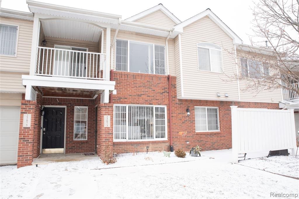 22073 Fairlane Boulevard