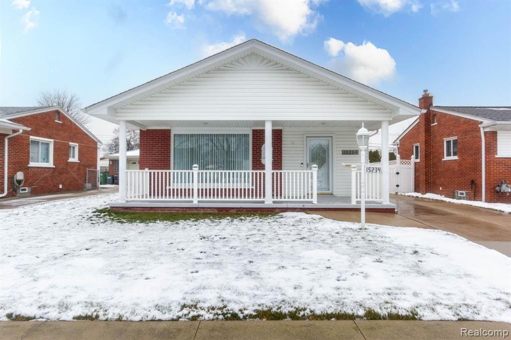 15234 Mulberry Street